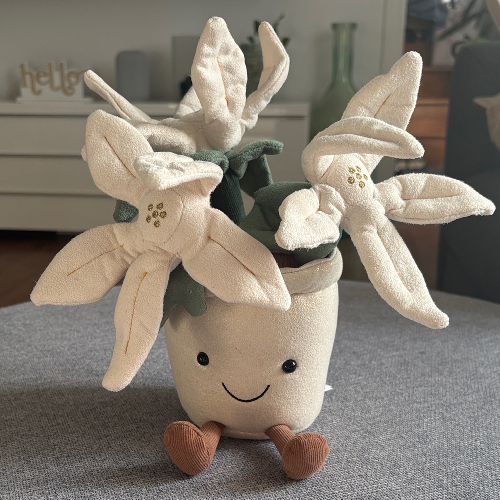 Jellycat retired amuseable gold poinsettia extremely rare